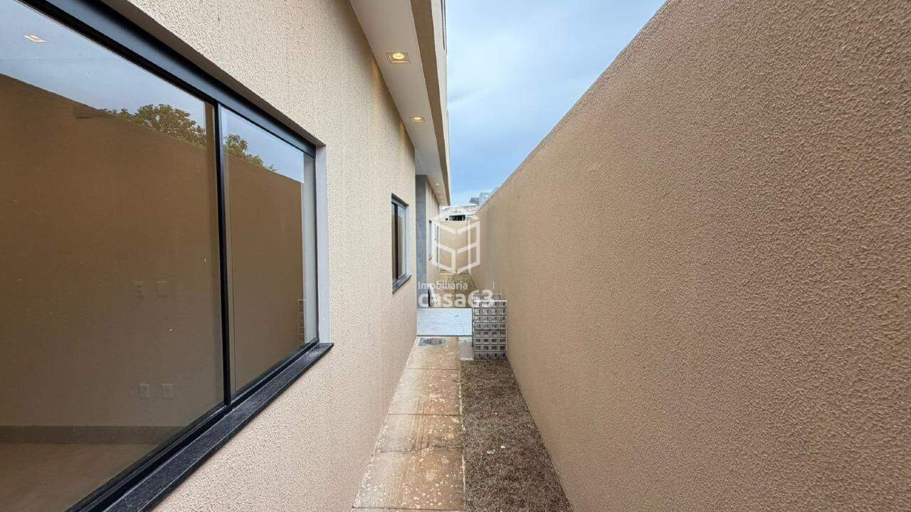 Foto 2 — Casa com 3/4 na Q. 505 sul