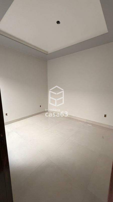 Foto 2 — Casa à Venda | 405 Sul