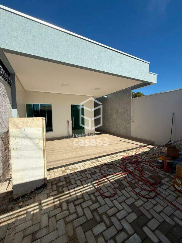 Foto 3 — CASA COM 3/4 A VENDA NA 1103 SUL R$ 620 MIL