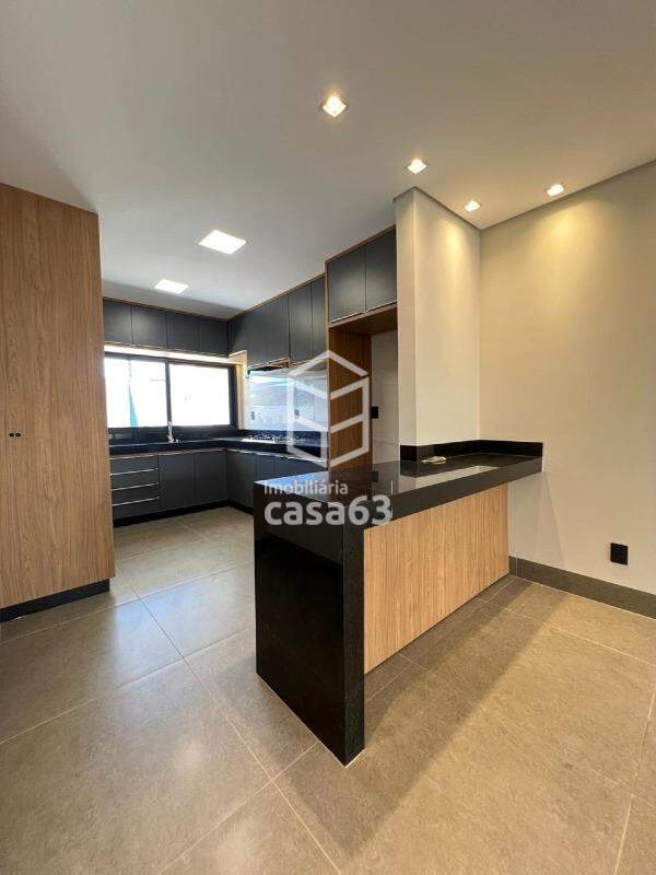 Foto 3 — Casa para aluguel, 3 quartos, 3 suítes, 2 vagas, 603 Sul (ARSO 61) - Palmas/TO