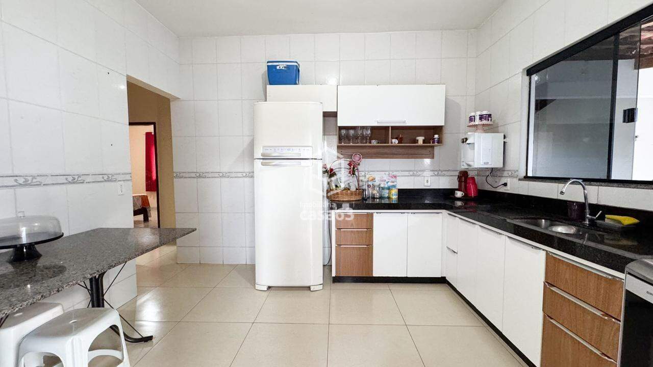 Foto 3 — Casa com 465 m² de terreno e 3 quartos sendo 1 suite