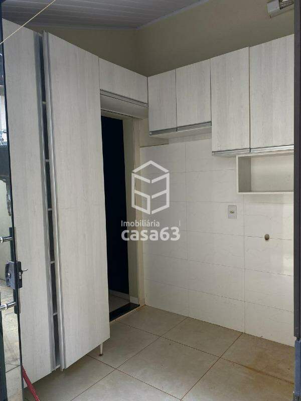 Foto 2 — Casa com 4 quartos sendo 2 suites