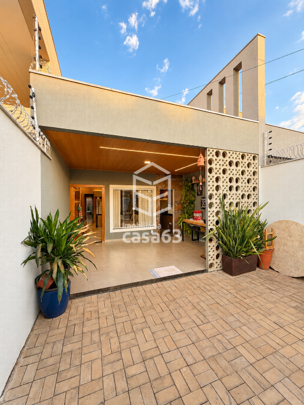 Foto principal — Casa geminada à venda, 3 quartos, 1 suíte, 2 vagas, Plano Diretor Sul - Palmas/TO