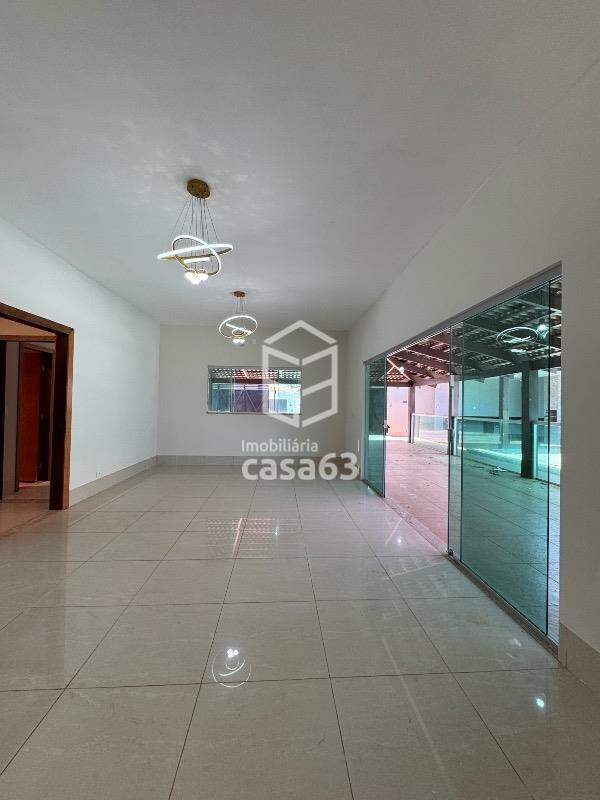 Foto 3 — Casa para aluguel, 3 quartos, 1 suíte, 3 vagas, 704 Sul - Palmas/TO
