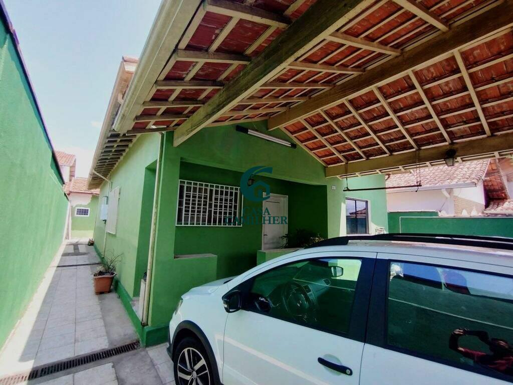 Casa à venda no Parque das Flores: 