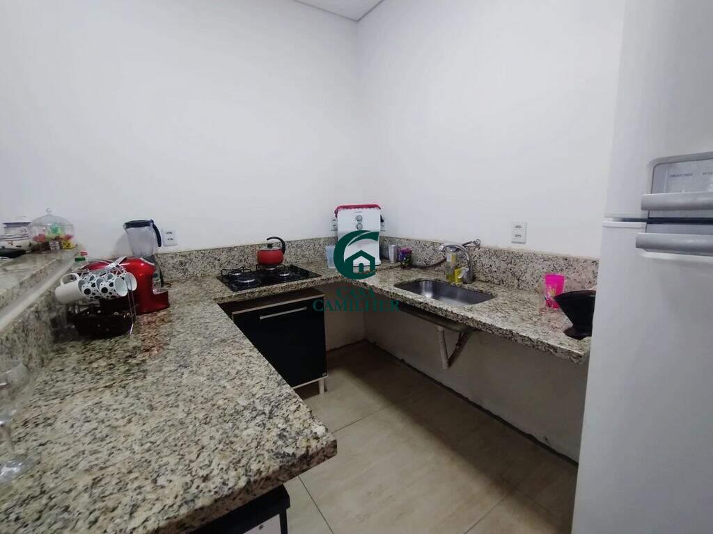 Casa à venda no Parque das Flores: 