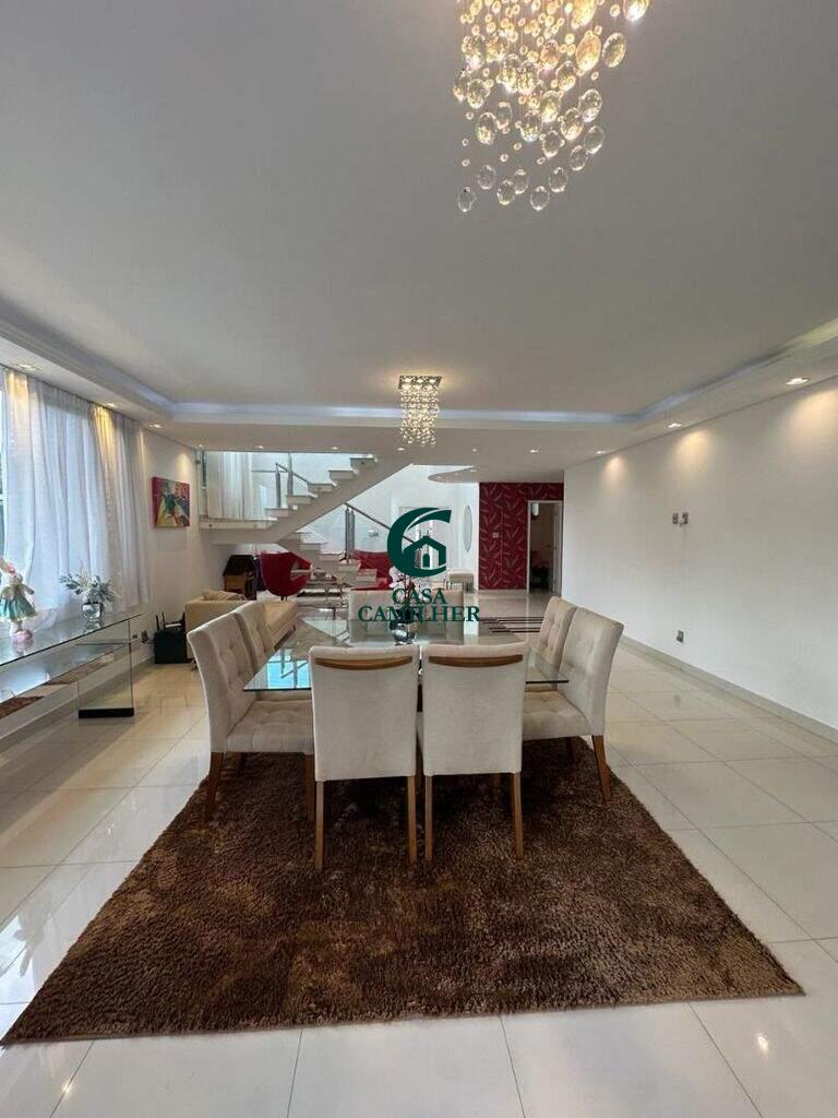 Casa à venda no Pinhão: 