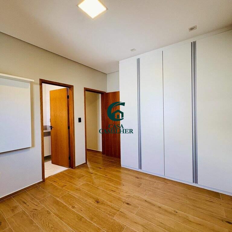 Casa à venda no Itapecerica: 