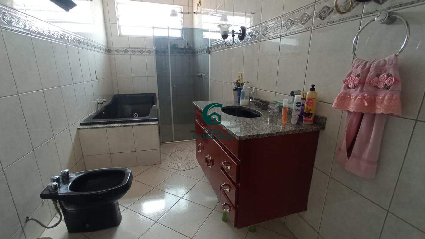 Casa à venda no Jardim Ana Emilia: 