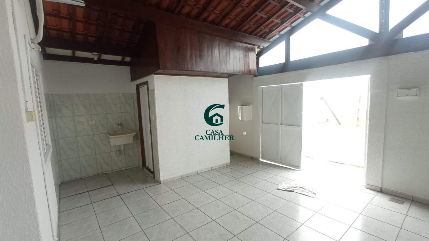 Casa à venda no Parque das Flores: 