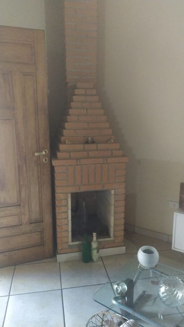 Casa à venda no Centro: 