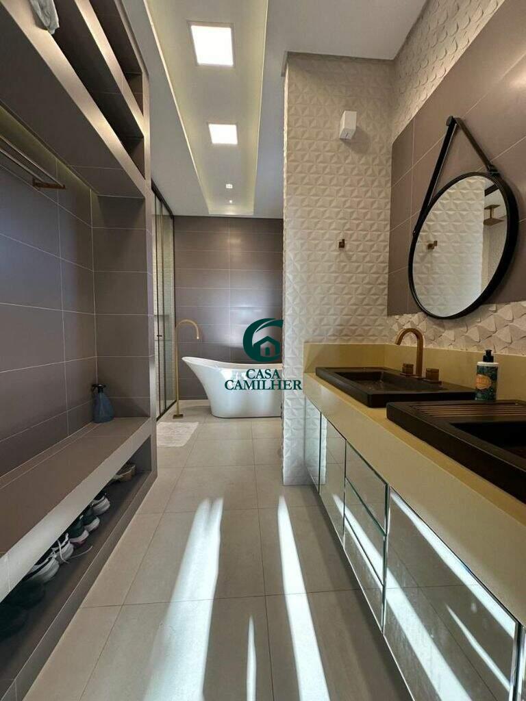 Casa à venda no Condomínio Ouro Ville: 