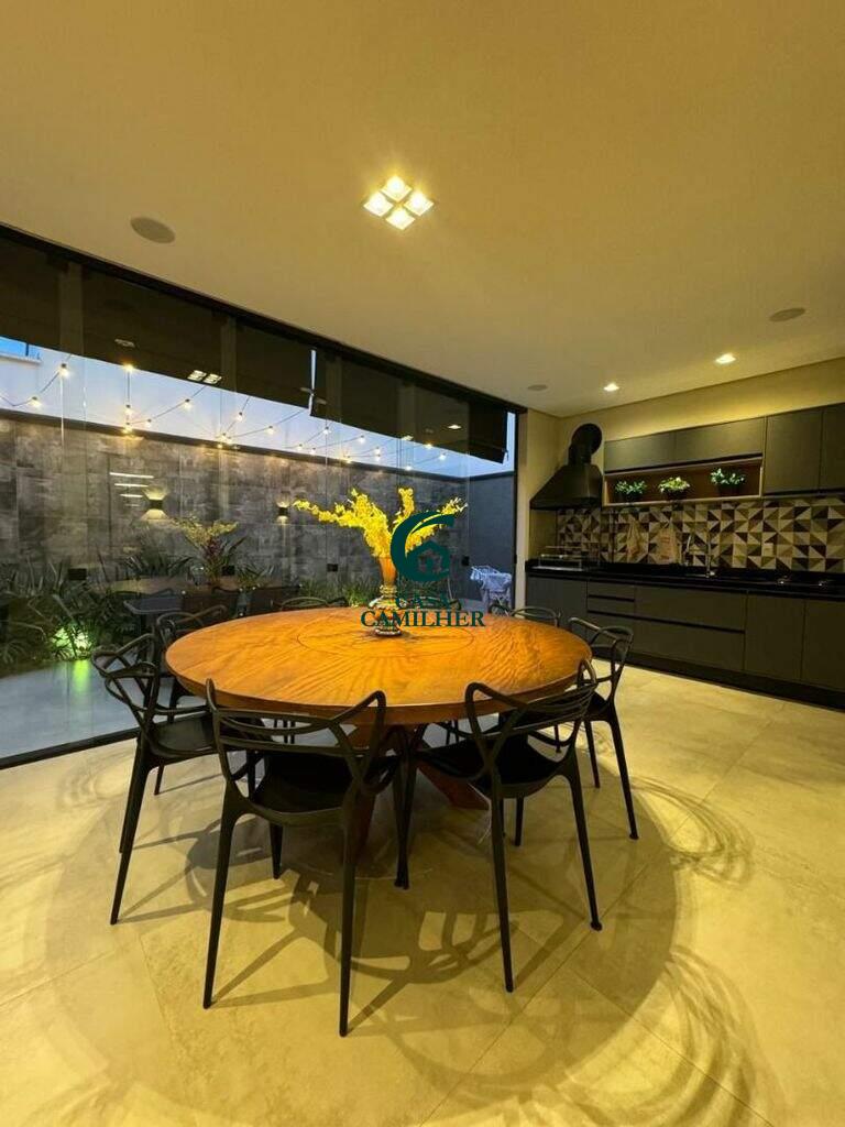 Casa à venda no Caminho Novo: 