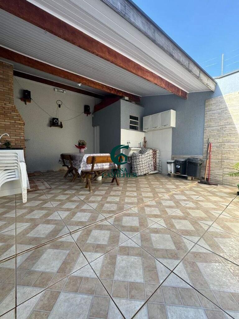 Casa à venda no Jardim Garcez: 