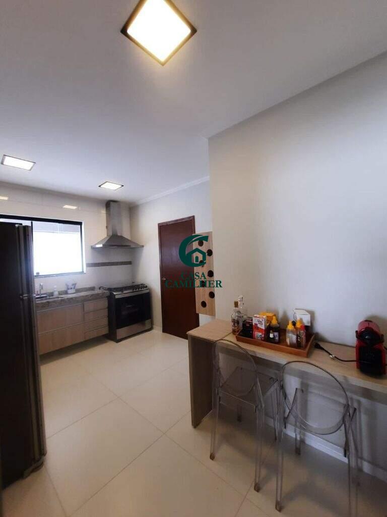 Casa à venda no Caminho Novo: 