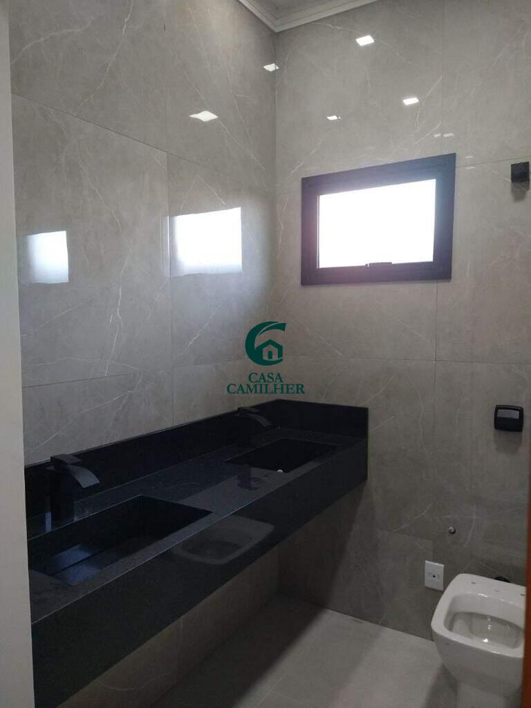 Casa à venda no Tremembe: 