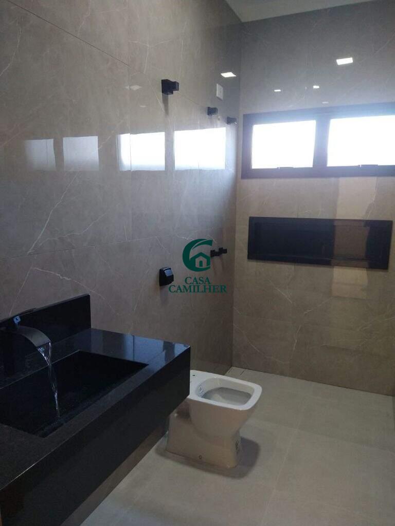 Casa à venda no Tremembe: 