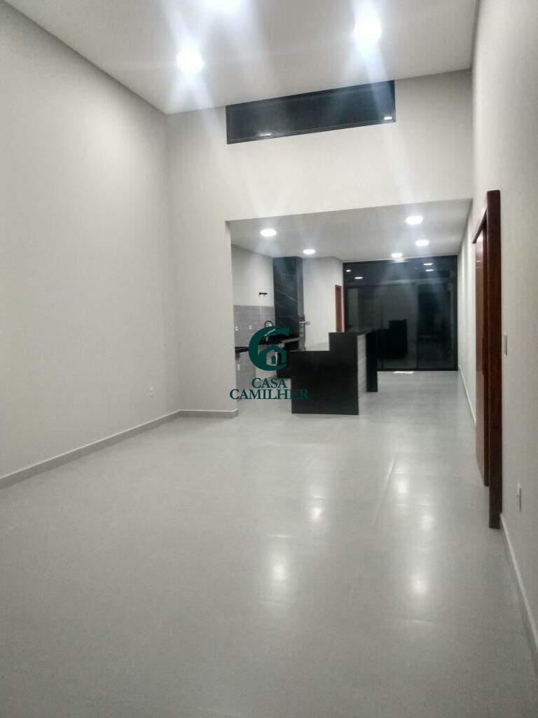 Casa à venda no Tremembe: 