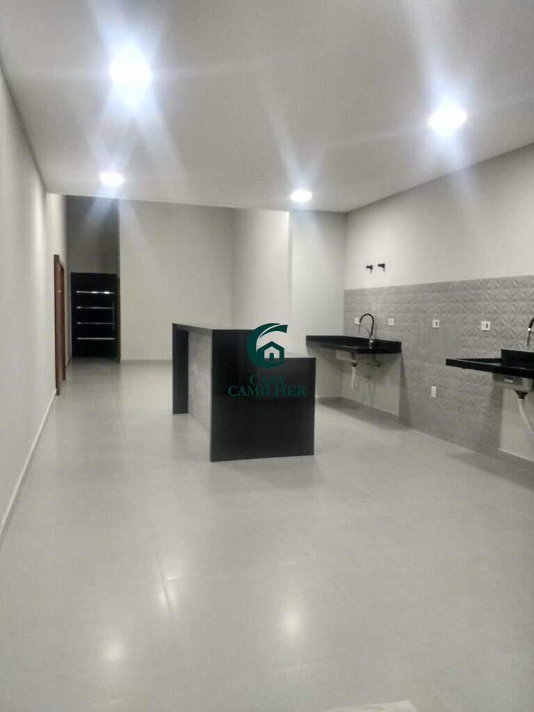 Casa à venda no Tremembe: 