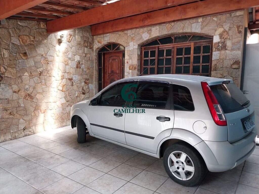 Casa à venda no Centro: 