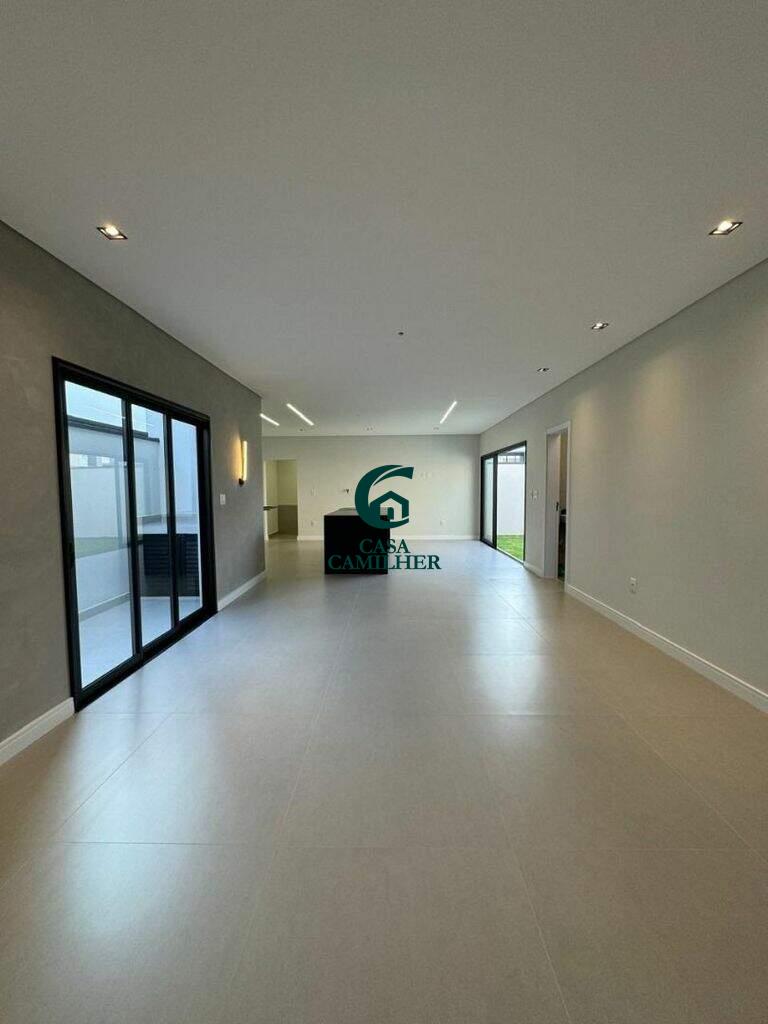 Casa à venda no Condomínio Ouro Ville: 