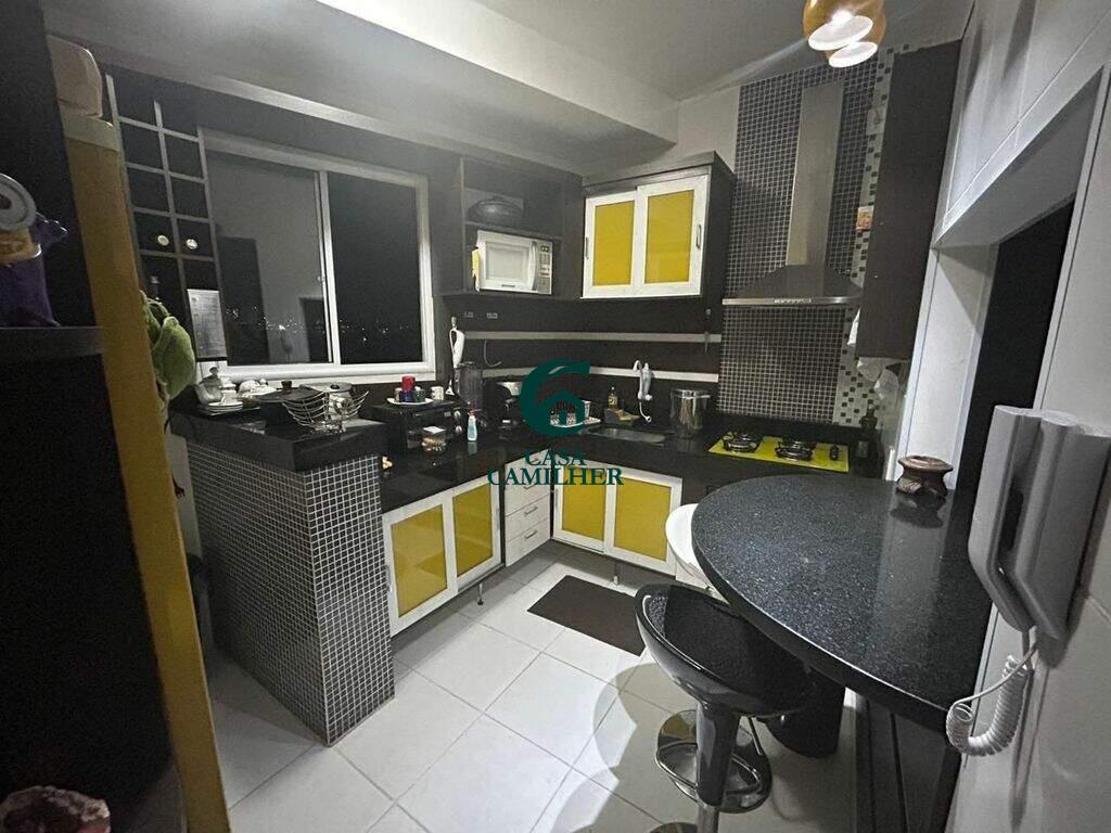Apartamento à venda no Estiva: 