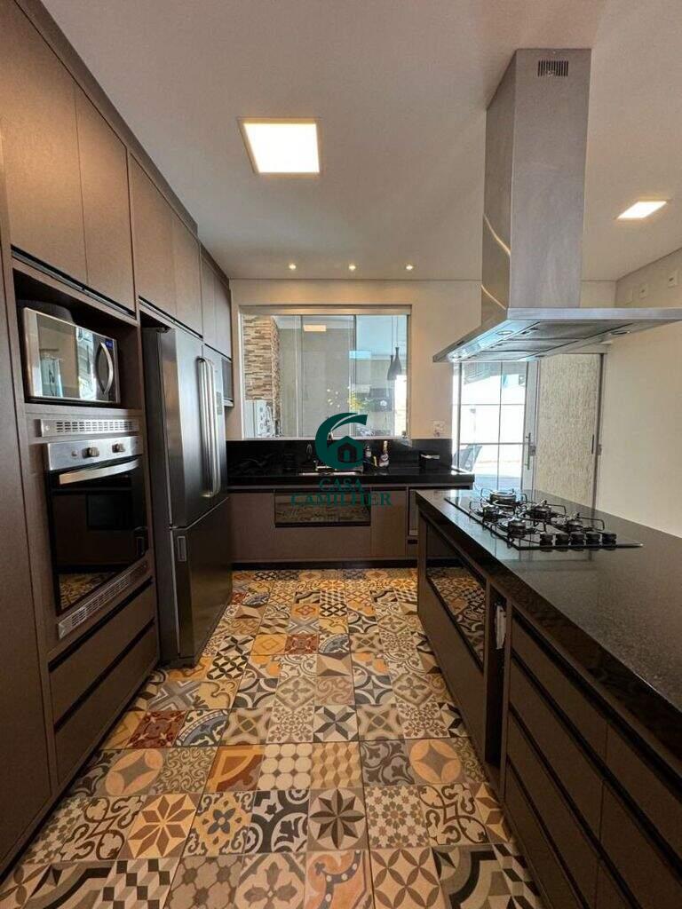 Casa à venda no Caminho Novo: 