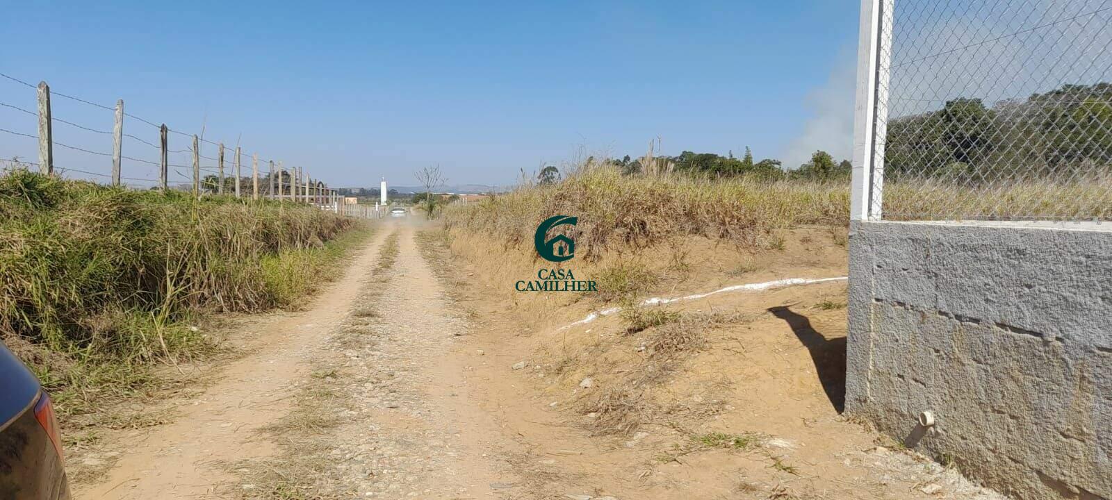 Terreno/Lote à venda no Pinheirinho: 