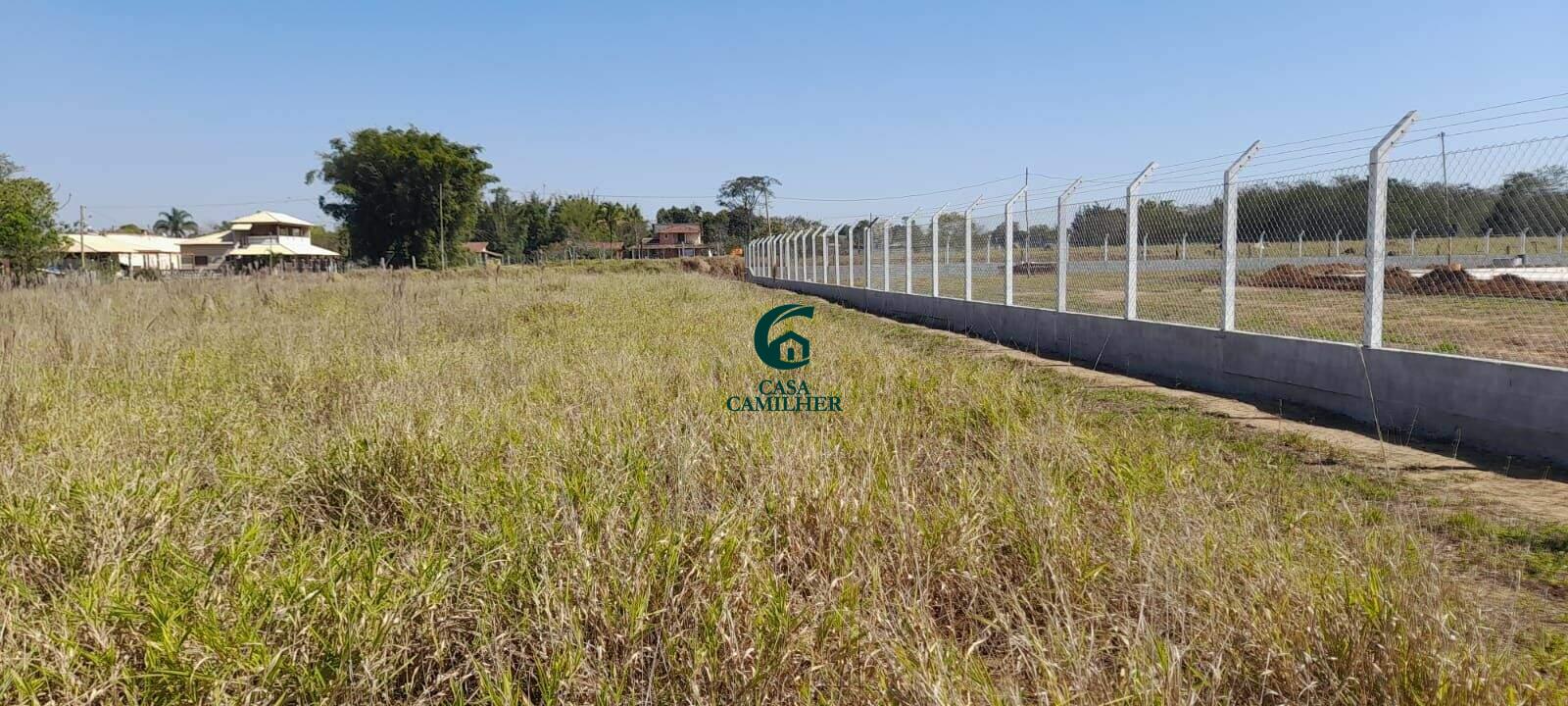 Terreno/Lote à venda no Pinheirinho: 