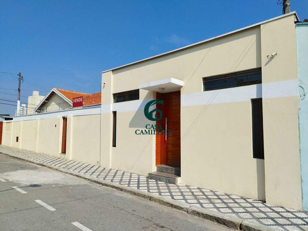 Casa à venda no Centro: 