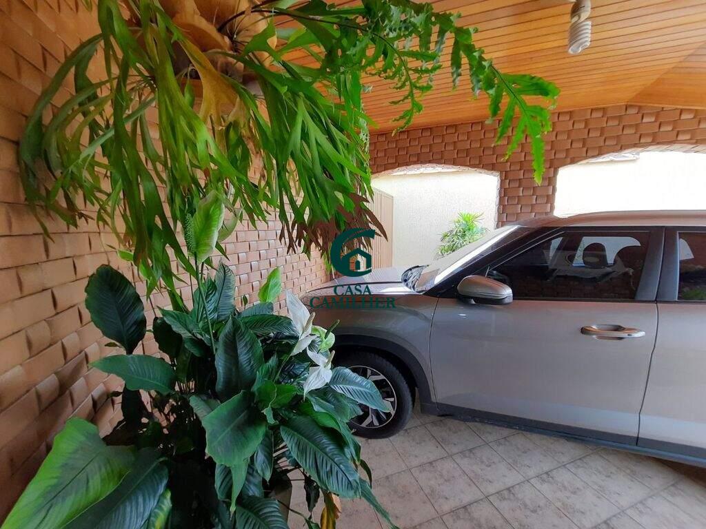 Casa à venda no Jardim Gurilandia: 