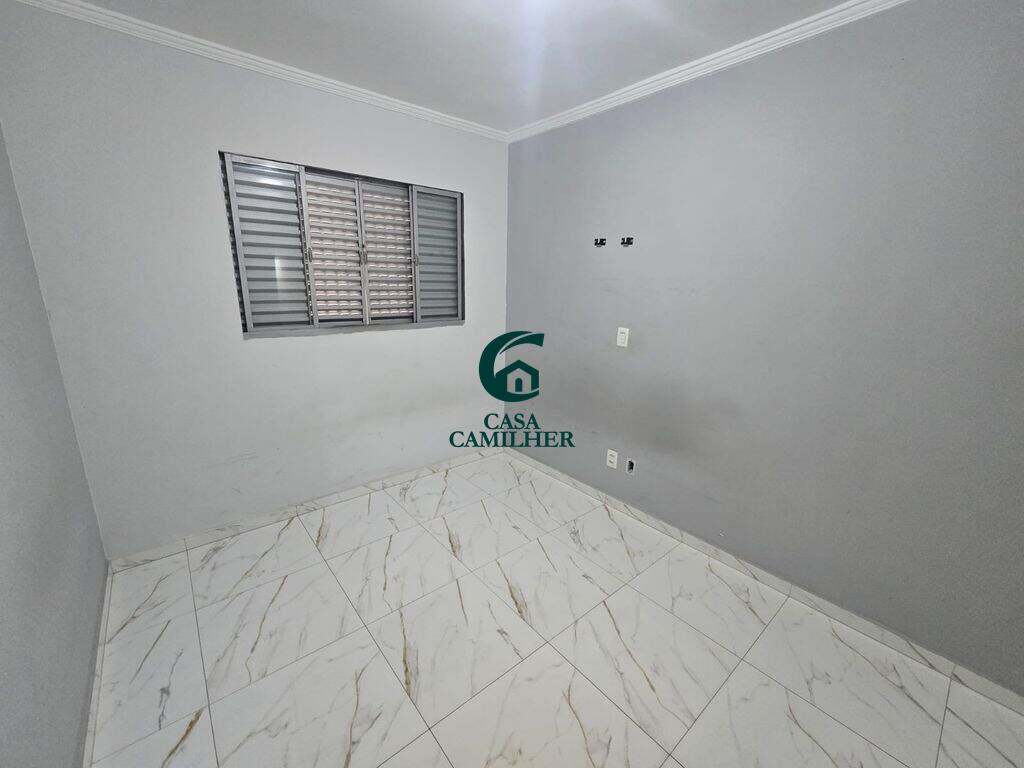 Casa à venda no Vila dos Comerciários 2: 1 dormitório da KITNET