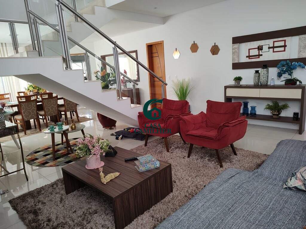 Casa à venda no Parque Piracangagua: 