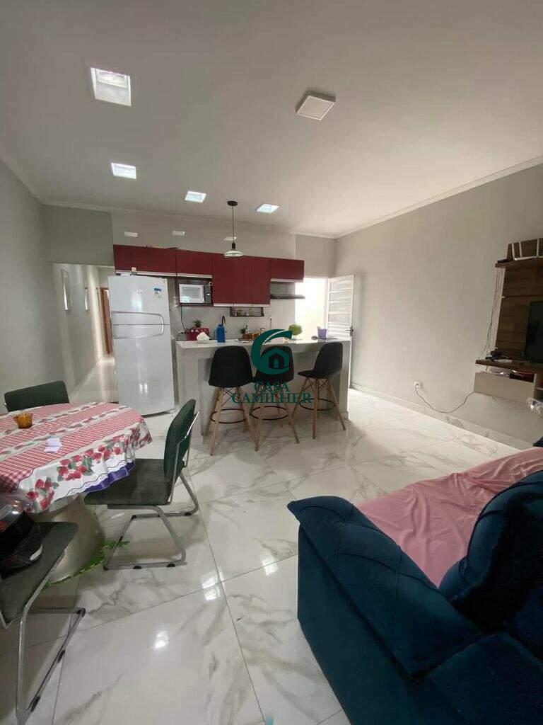 Casa à venda no Cecap: 