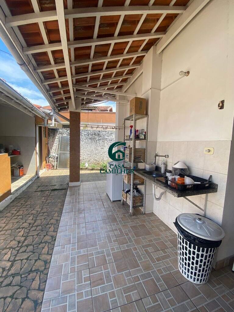 Casa à venda no Areão: 