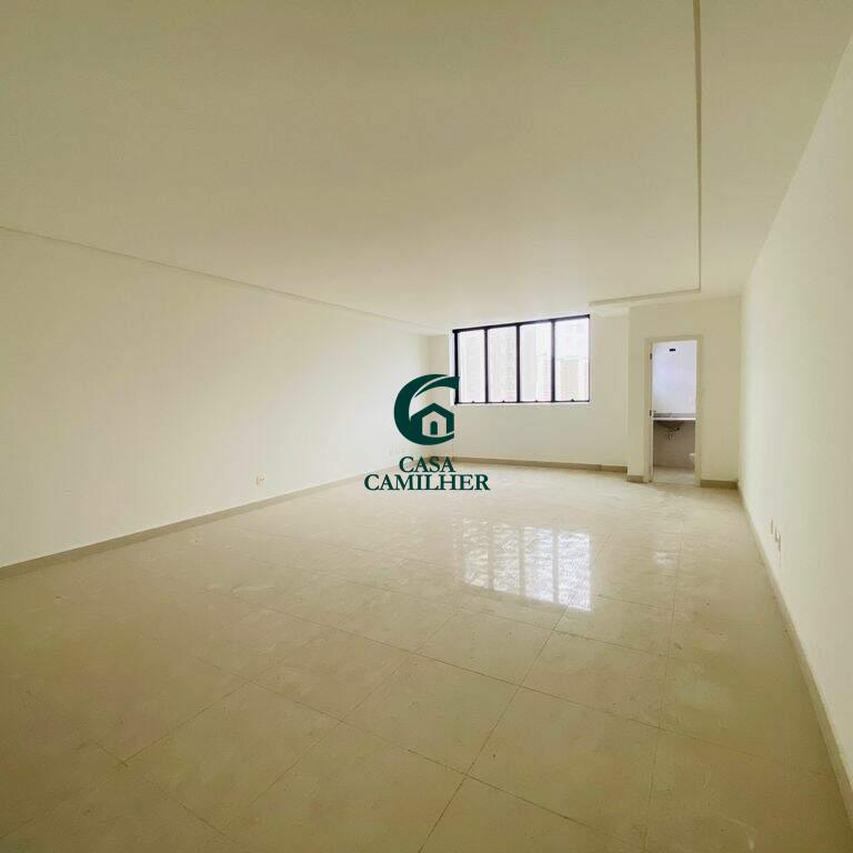 Sala à venda no Centro: 