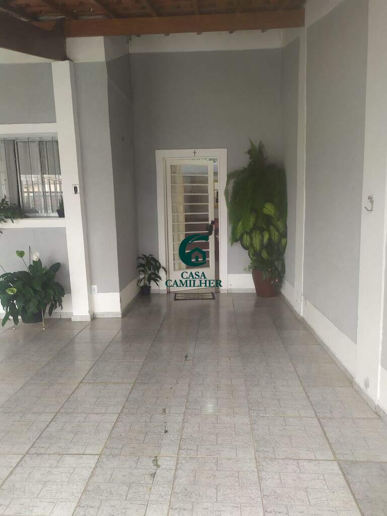 Casa à venda no Areão: 