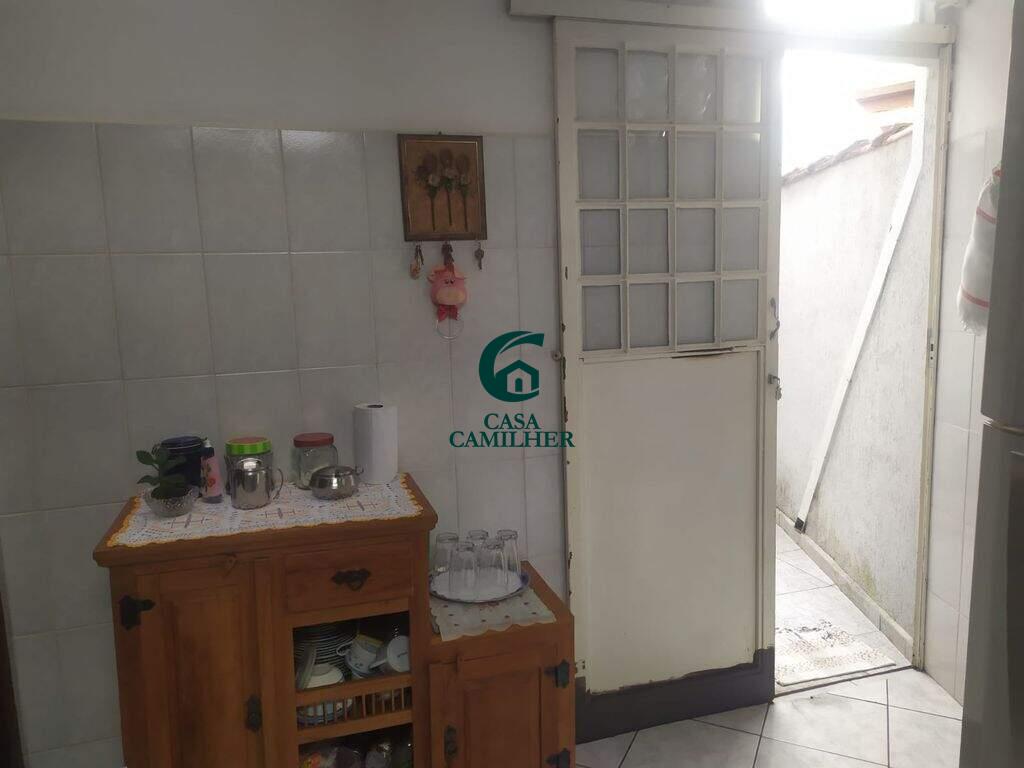 Casa à venda no Areão: 