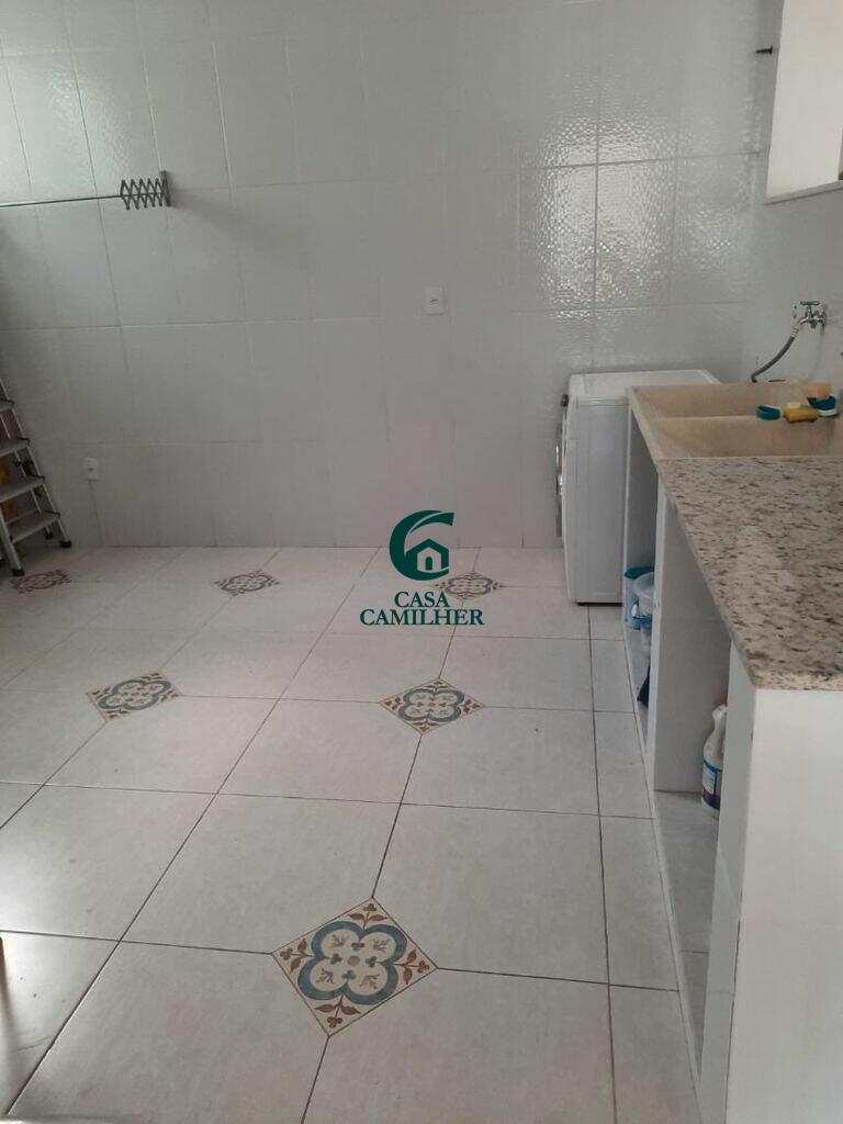 Casa à venda no Centro: 