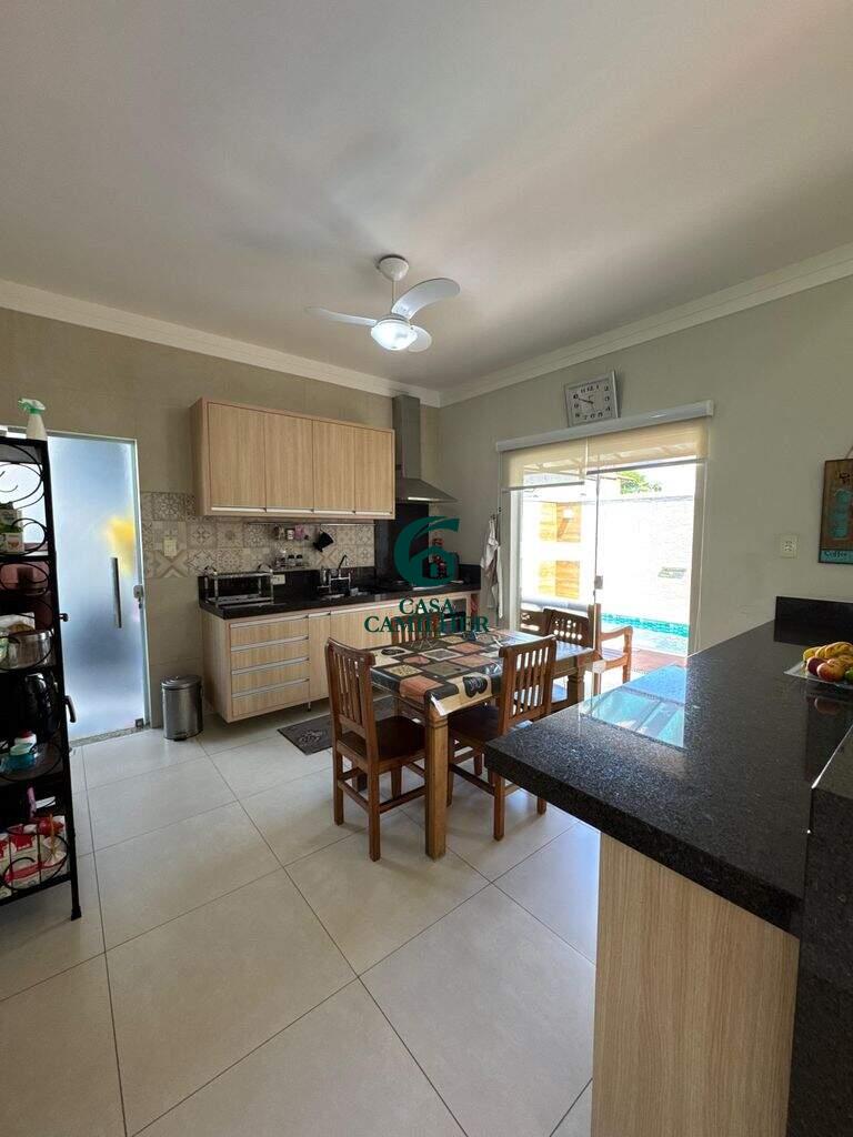 Casa à venda no Jardim Hípica Pinheiro: 