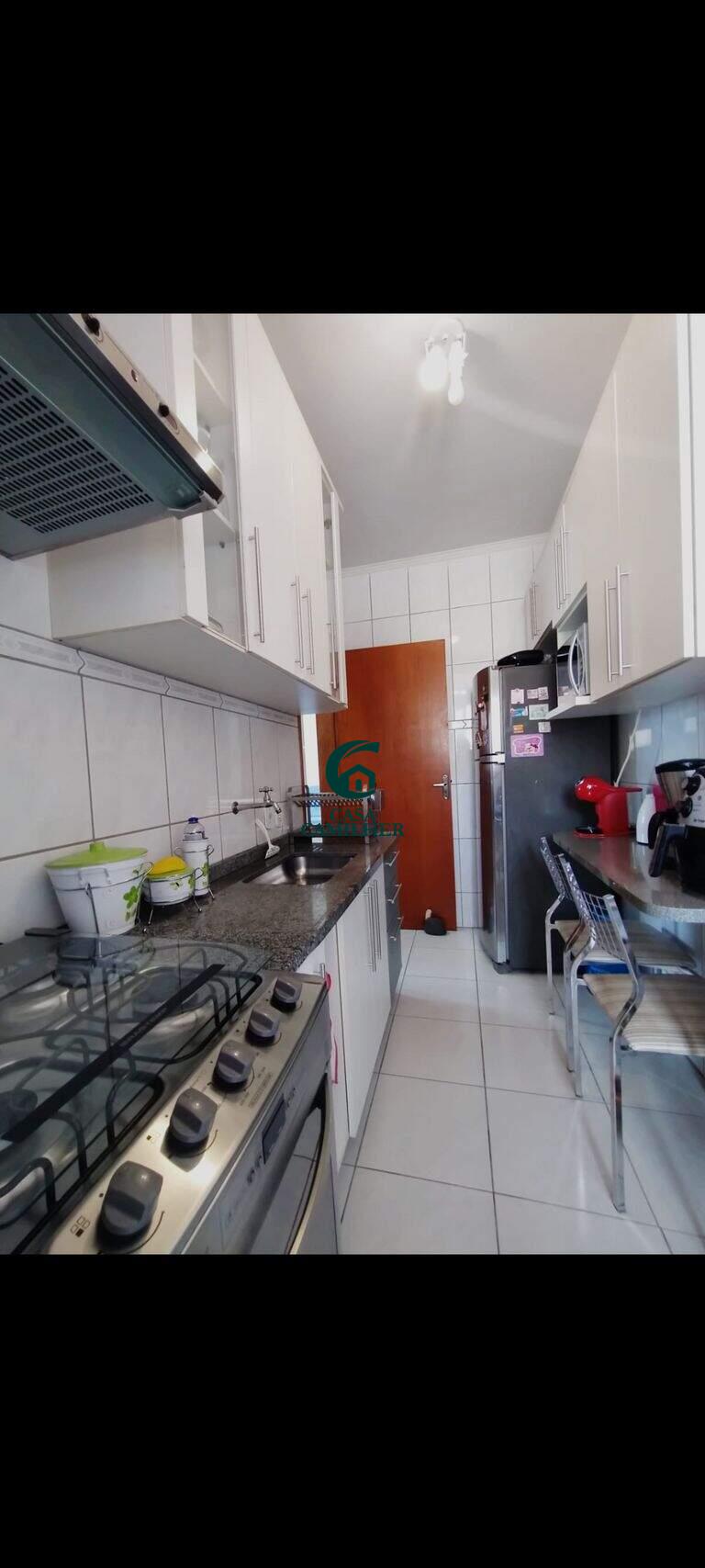 Apartamento à venda no Piracangaguá: 