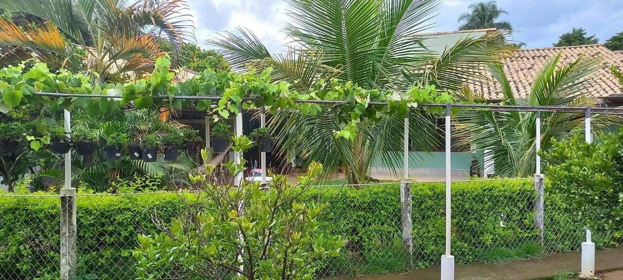 Casa à venda no Granja Bela Vista: 