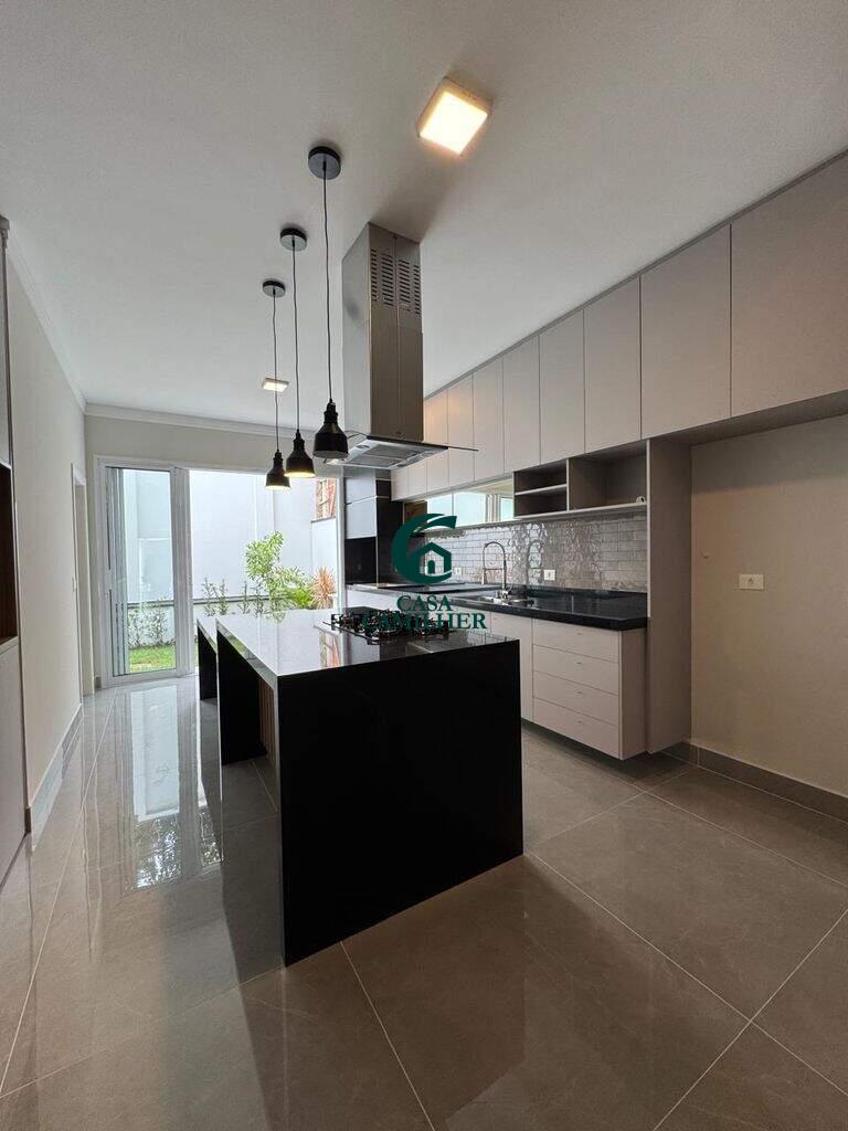 Casa à venda no Terras de Benvira: 