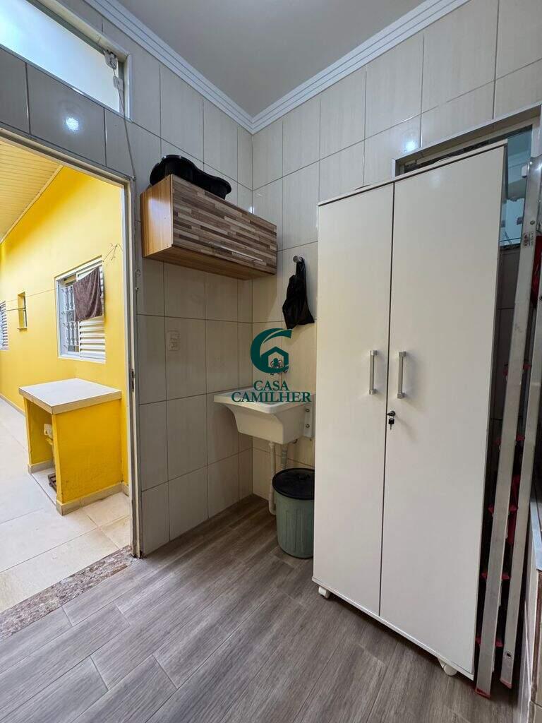 Casa à venda no Jardim Ana Emilia: 