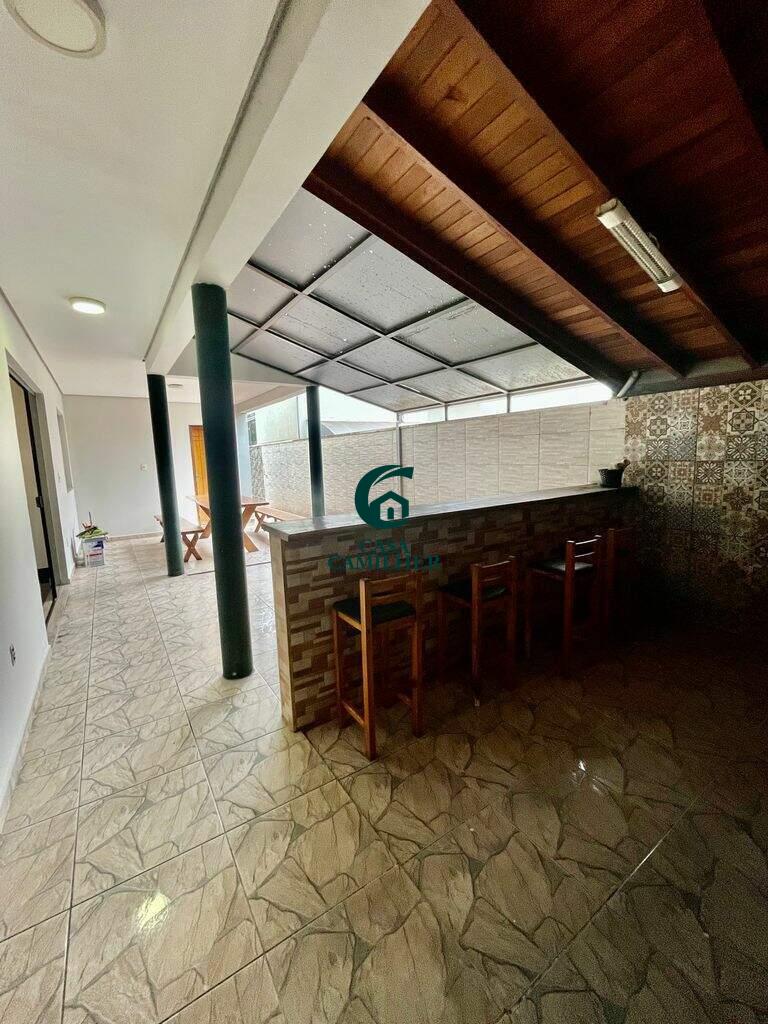 Casa à venda no Caminho Novo: 