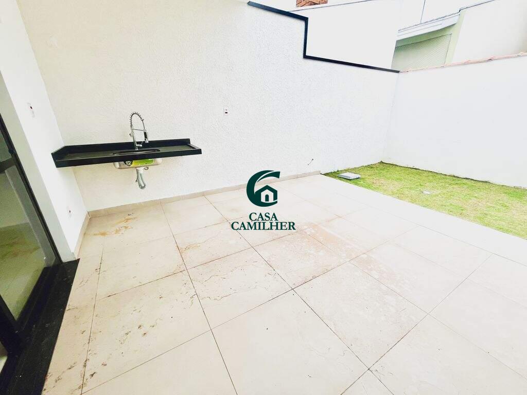 Casa à venda no Caminho Novo: 