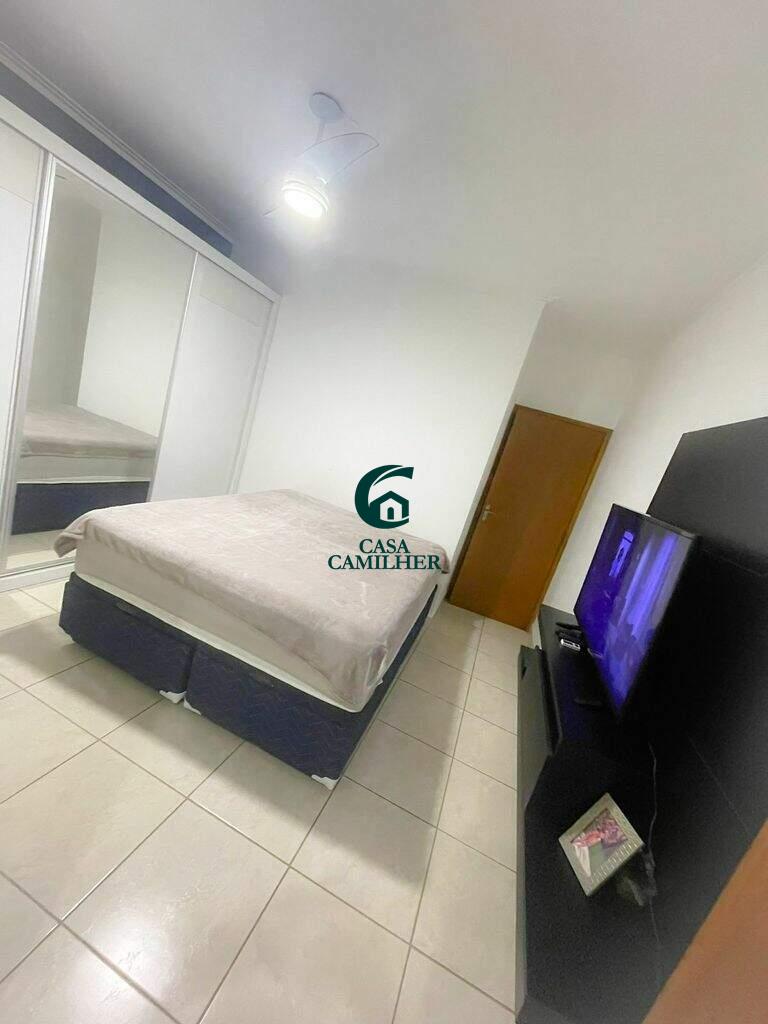 Casa à venda no Piracangaguá: 