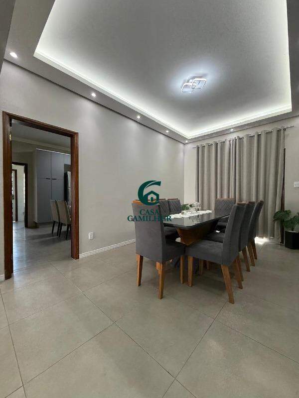 Casa à venda no Chácara do Visconde: 
