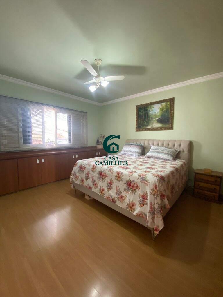 Casa à venda no Centro: 