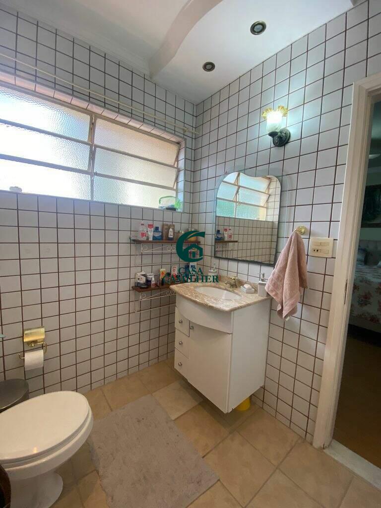 Casa à venda no Centro: 